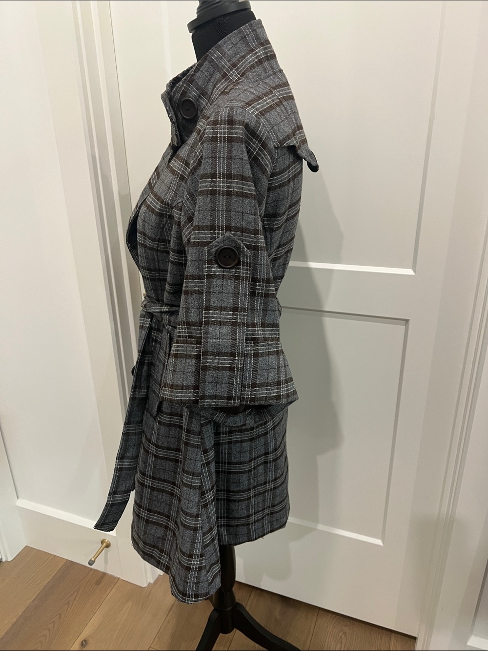 Plaid Double-Breasted Gray & Brown Coat - Picture 4 of 8